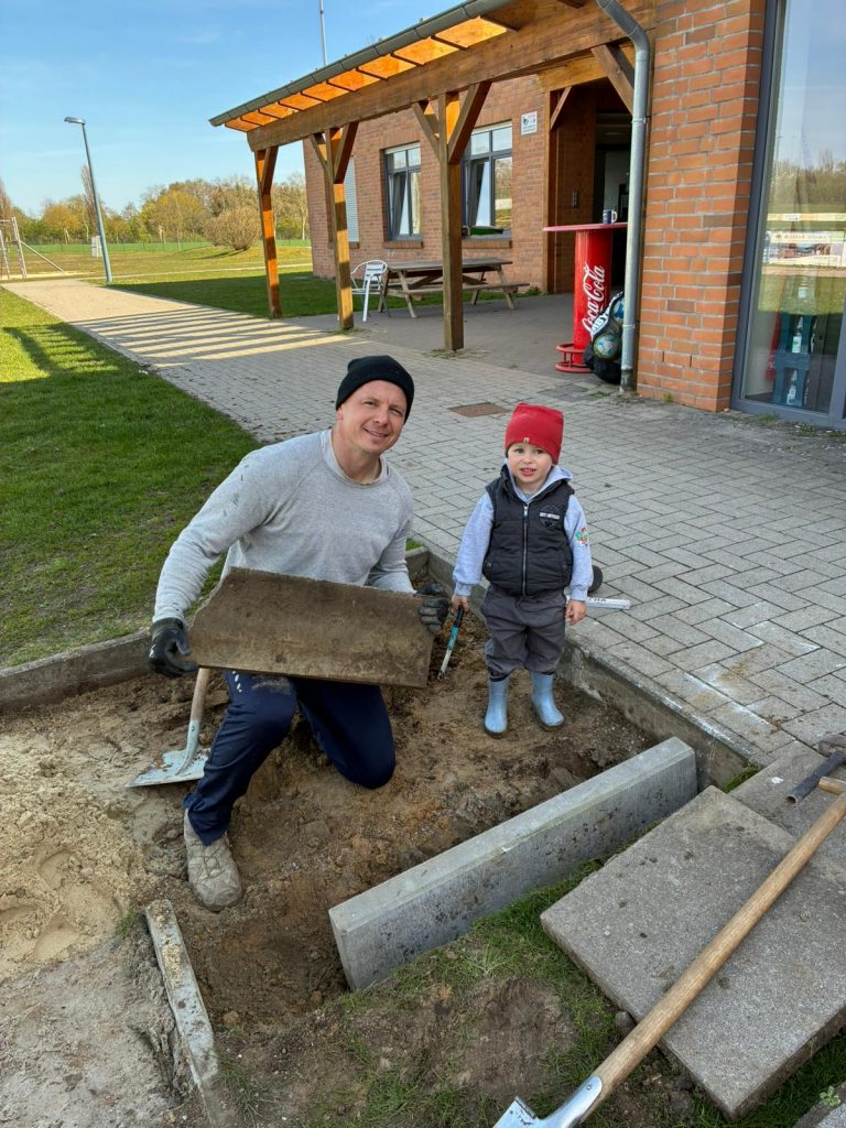 Erfolgreicher Arbeitsdienst bei bestem Wetter.